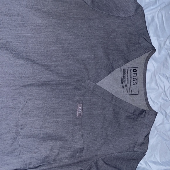 Figs scrub top - Picture 2 of 3